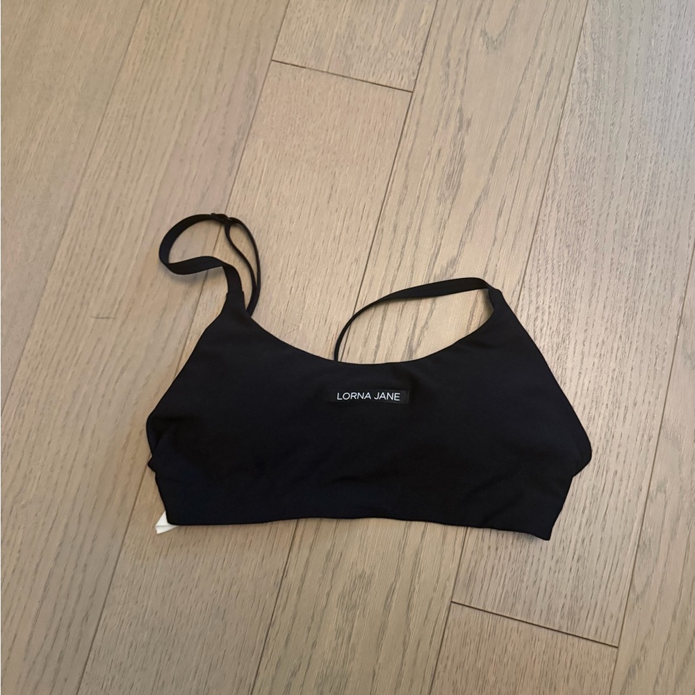 Lorna Jane Classic Black Sports Top
